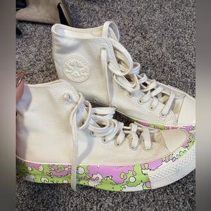 Converse ivory / white high tops floral print